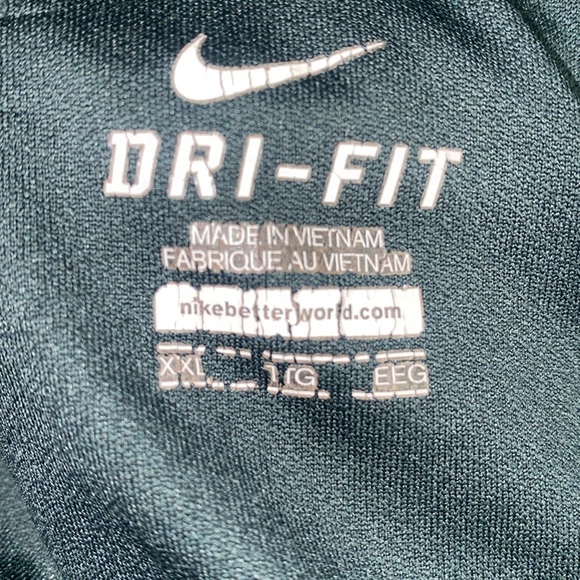 🦋Grey with blue and green detail Nike Dri-fit shorts! - Picture 10 of 10